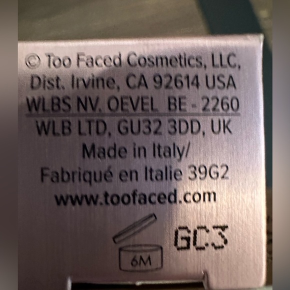 Too Faced - better than sex mascara - Picture 2 of 4